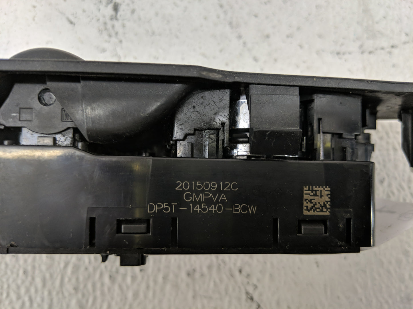 2015-2019 Lincoln Mkc Master Power Window Switch Replacement Driver Side Left P/N:DP5T-14540-ACW 20180427B Fits OEM Used Aut