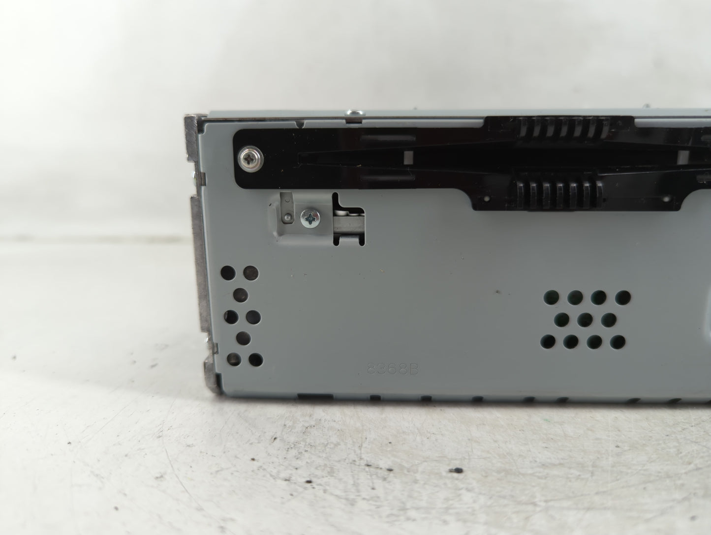 2017-2019 Lincoln Mkc Radio AM FM Cd Player Receiver Replacement Fits Fits 2017 2018 2019 OEM Used Auto Parts - Oemusedautop