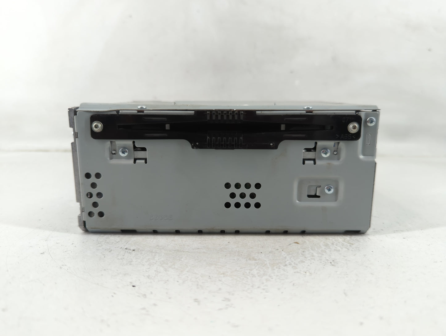 2017-2019 Lincoln Mkc Radio AM FM Cd Player Receiver Replacement Fits Fits 2017 2018 2019 OEM Used Auto Parts - Oemusedautop