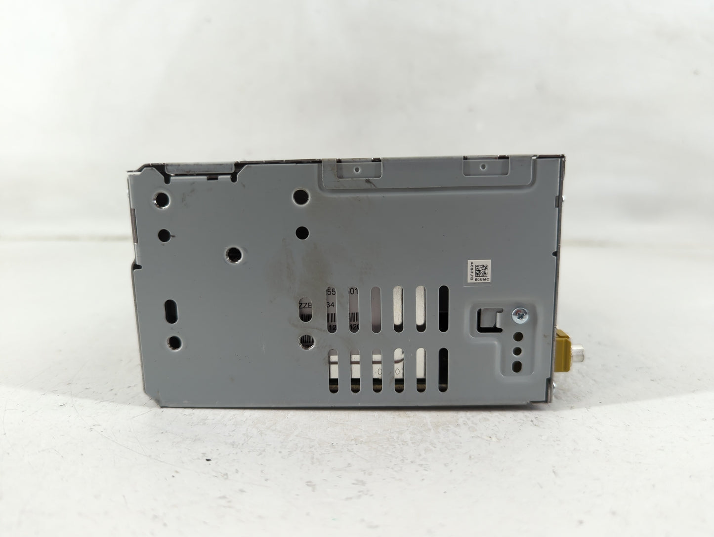 2017-2019 Lincoln Mkc Radio AM FM Cd Player Receiver Replacement Fits Fits 2017 2018 2019 OEM Used Auto Parts - Oemusedautop