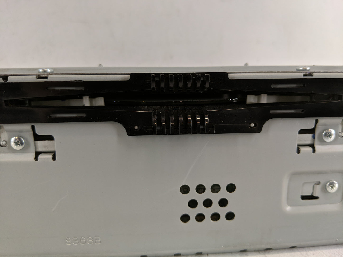 2017-2019 Lincoln Mkc Radio AM FM Cd Player Receiver Replacement P/N:GJ7T-19C107-DA Fits Fits 2017 2018 2019 OEM Used Auto P