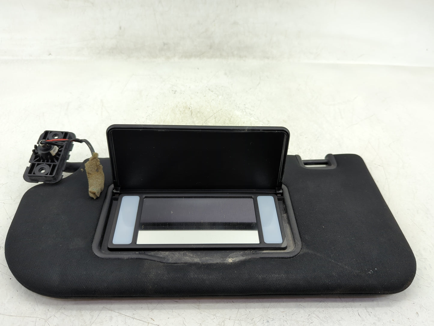 2015-2019 Lincoln Mkc Sun Visor Shade Replacement Driver Left Mirror Fits Fits 2015 2016 2017 2018 2019 OEM Used Auto Parts 