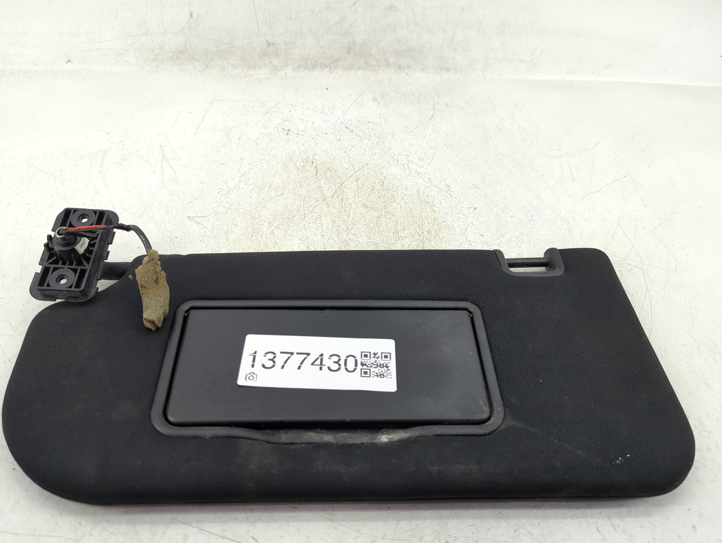 2015-2019 Lincoln Mkc Sun Visor Shade Replacement Driver Left Mirror Fits Fits 2015 2016 2017 2018 2019 OEM Used Auto Parts 