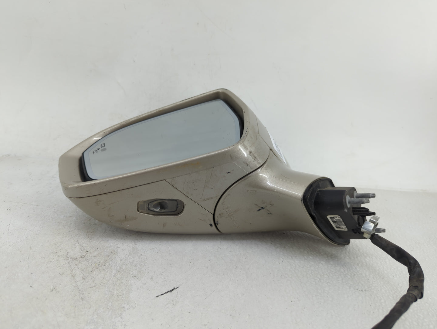2015-2019 Lincoln Mkc Driver Side View Mirror - Left Door Mirror OEM Used - Oemusedautoparts1.com