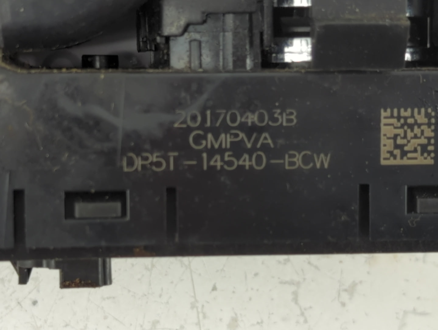2015-2019 Lincoln Mkc Master Power Window Switch Replacement Driver Side Left P/N:DR5T-14540-BCW Fits OEM Used Auto Parts - 