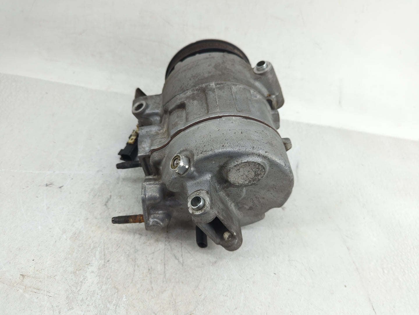 2017-2019 Lincoln Mkc Air Conditioning A/c Ac Compressor Oem - Oemusedautoparts1.com
