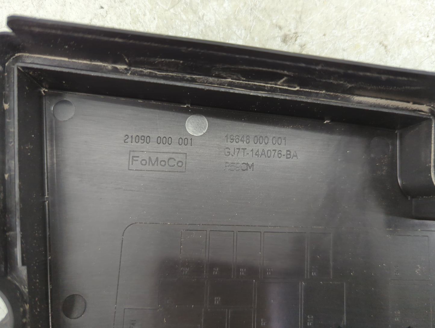 2017 Lincoln Mkc Fusebox Fuse Box Panel Relay Module P/N:AV6T-14A142-AB Fits OEM Used Auto Parts - Oemusedautoparts1.com
