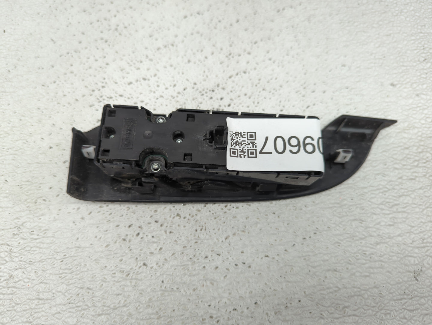 2015-2019 Lincoln Mkc Master Power Window Switch Replacement Driver Side Left P/N:DP5T-14540-BCW Fits OEM Used Auto Parts - 