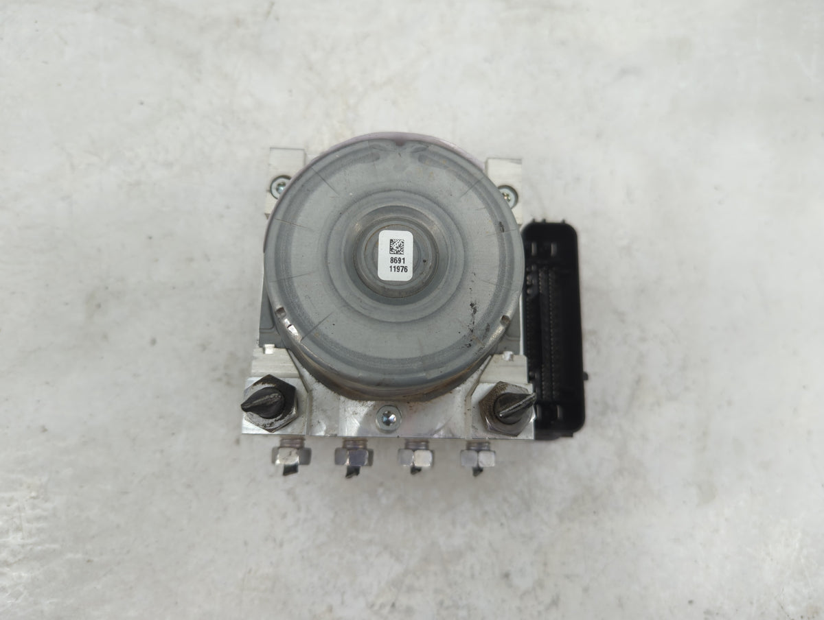 2017 Lincoln Mkc Anti-Lock Brake ABS Pump Module Actuator OEM P/N:GJ7C-2C405-AE Fits OEM Used Auto Parts - Oemusedautoparts1