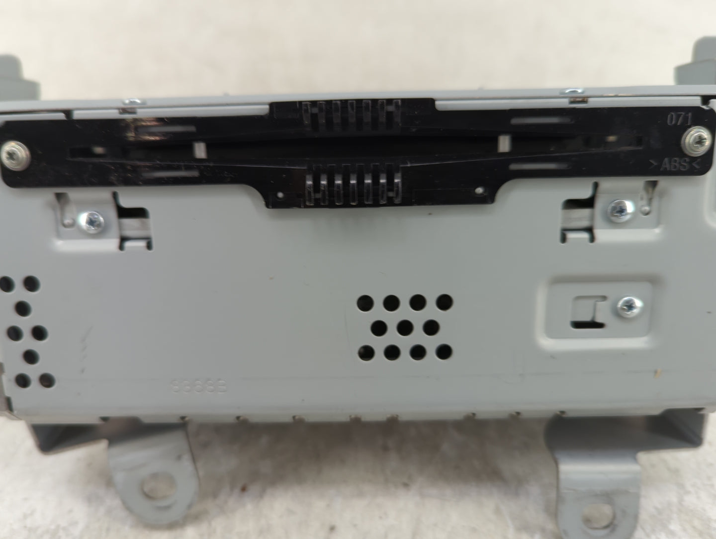2017 Lincoln Mkc Radio AM FM Cd Player Receiver Replacement P/N:GJ7T-19C107-AE Fits OEM Used Auto Parts - Oemusedautoparts1.