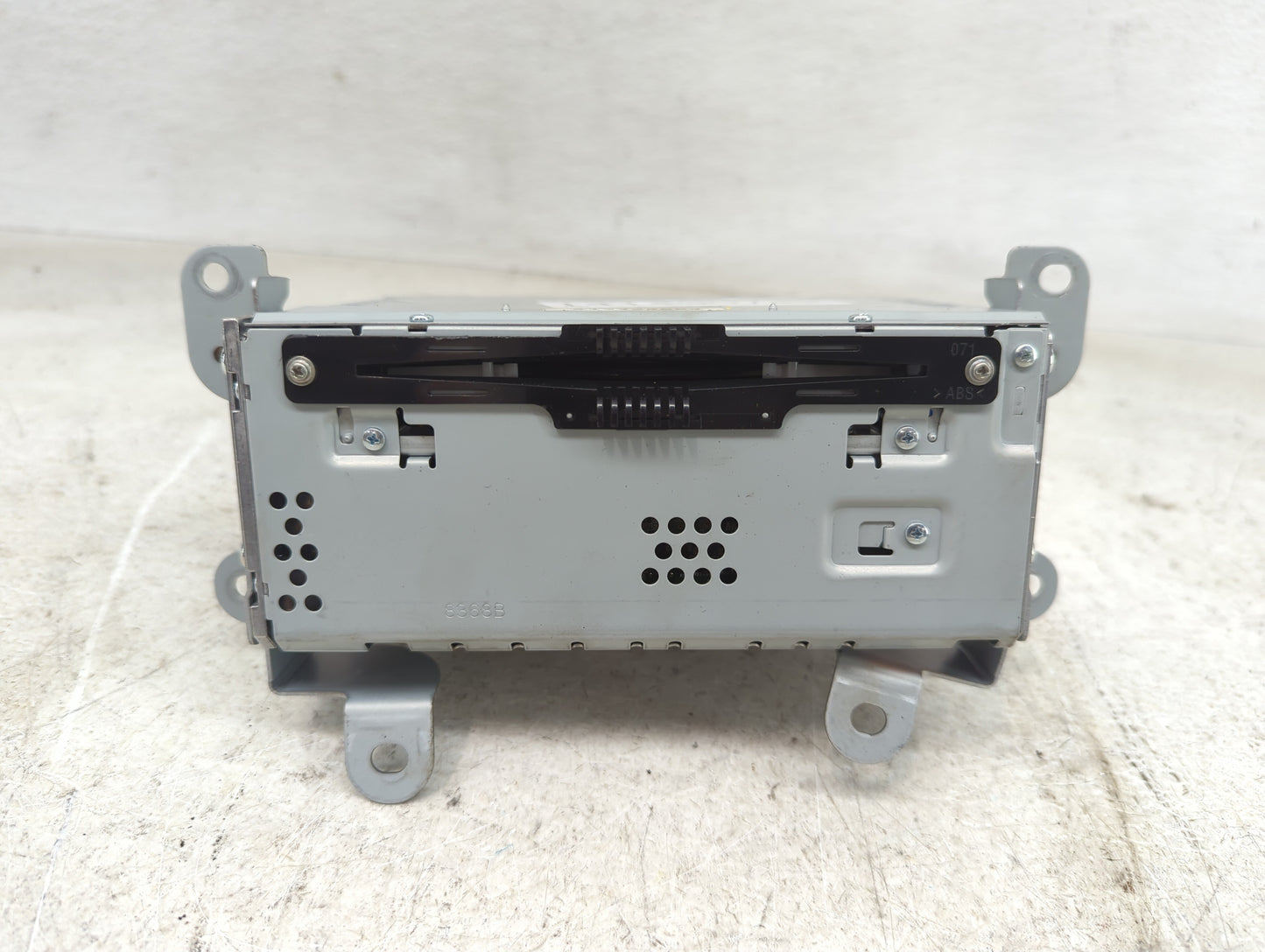 2017 Lincoln Mkc Radio AM FM Cd Player Receiver Replacement P/N:GJ7T-19C107-DD Fits OEM Used Auto Parts - Oemusedautoparts1.