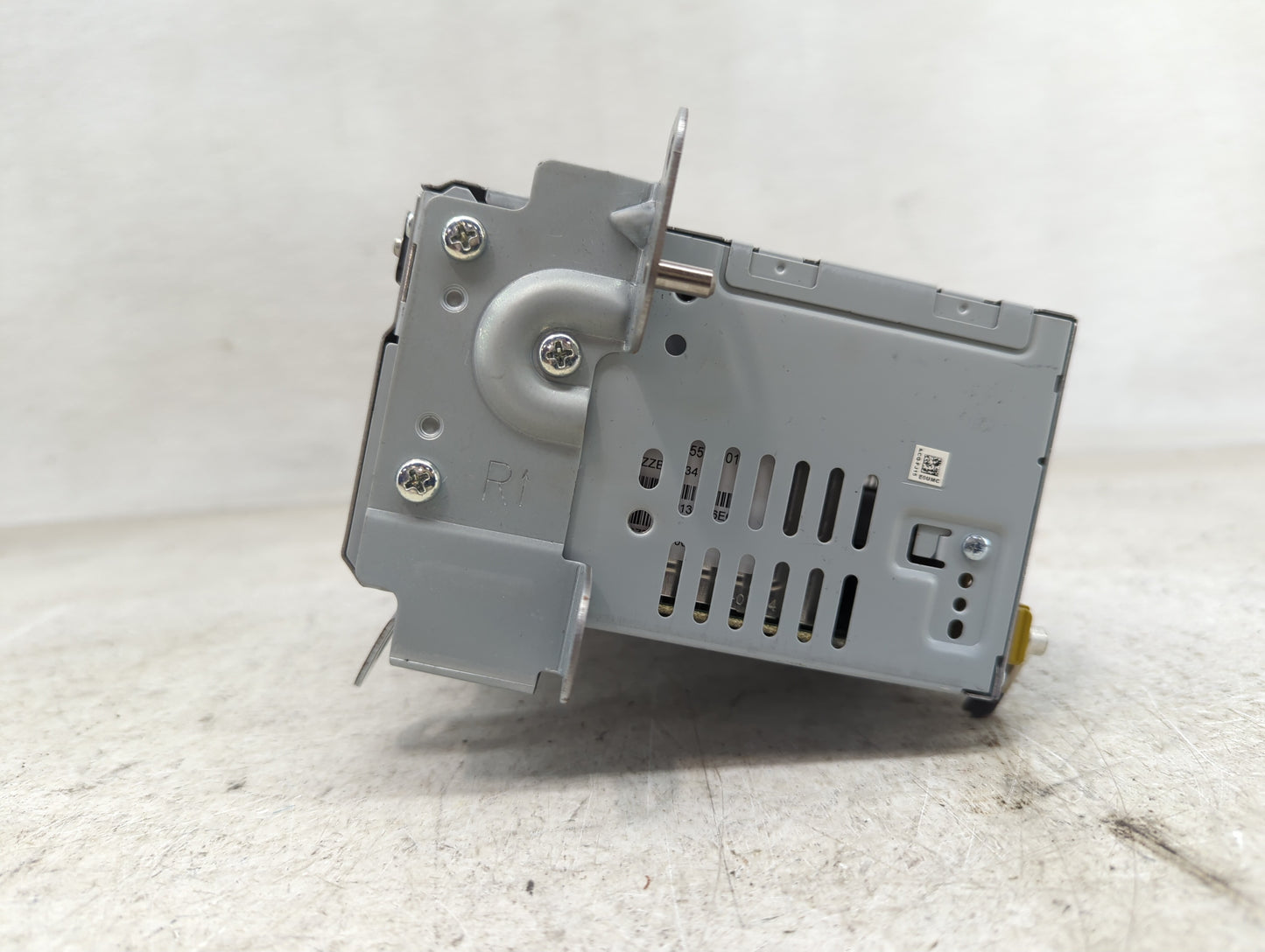 2017 Lincoln Mkc Radio AM FM Cd Player Receiver Replacement P/N:GJ7T-19C107-DD Fits OEM Used Auto Parts - Oemusedautoparts1.