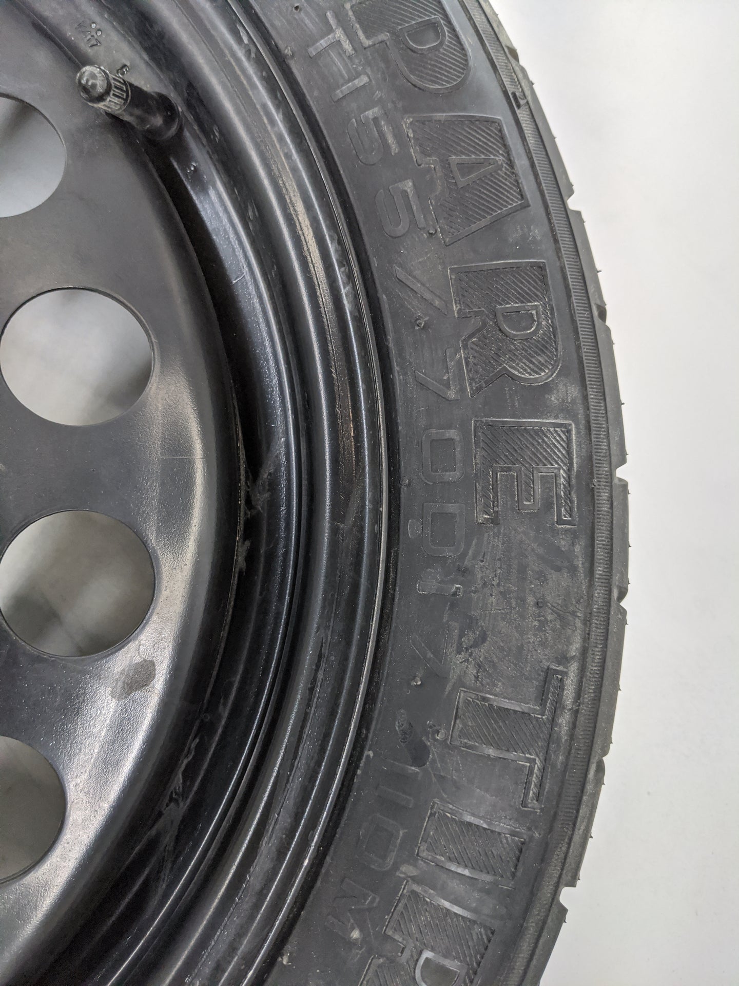 2015-2019 Lincoln Mkc Spare Donut Tire Wheel Rim Oem 1420804 - Oemusedautoparts1.com