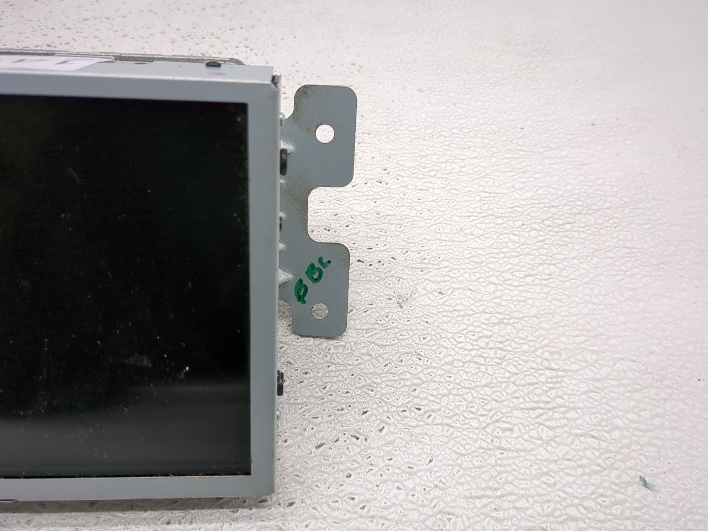 2016-2019 Lincoln Mkc Information Display Screen - Oemusedautoparts1.com