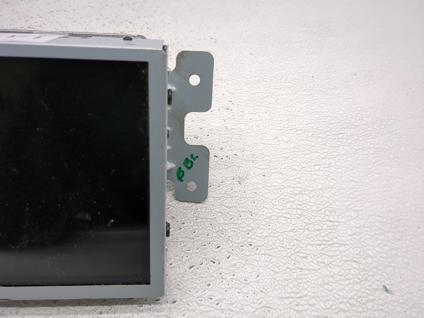2016-2019 Lincoln Mkc Information Display Screen - Oemusedautoparts1.com