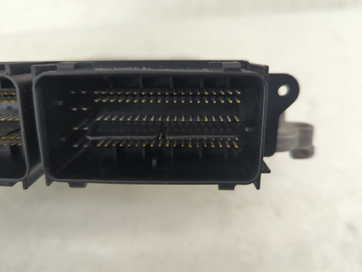 2015-2019 Lincoln Mkc PCM Engine Control Computer ECU ECM PCU OEM P/N:HJ7A-12A650-DA 0 261 S16 523 Fits OEM Used Auto Parts 