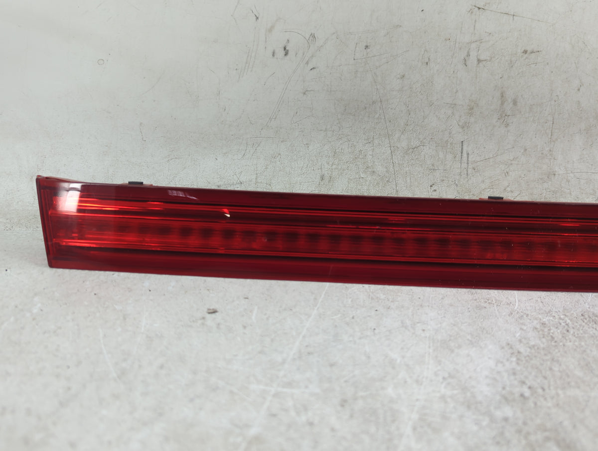 2015-2019 Lincoln Mkc Rear Center Lid Brake Light Tail Light - Oemusedautoparts1.com