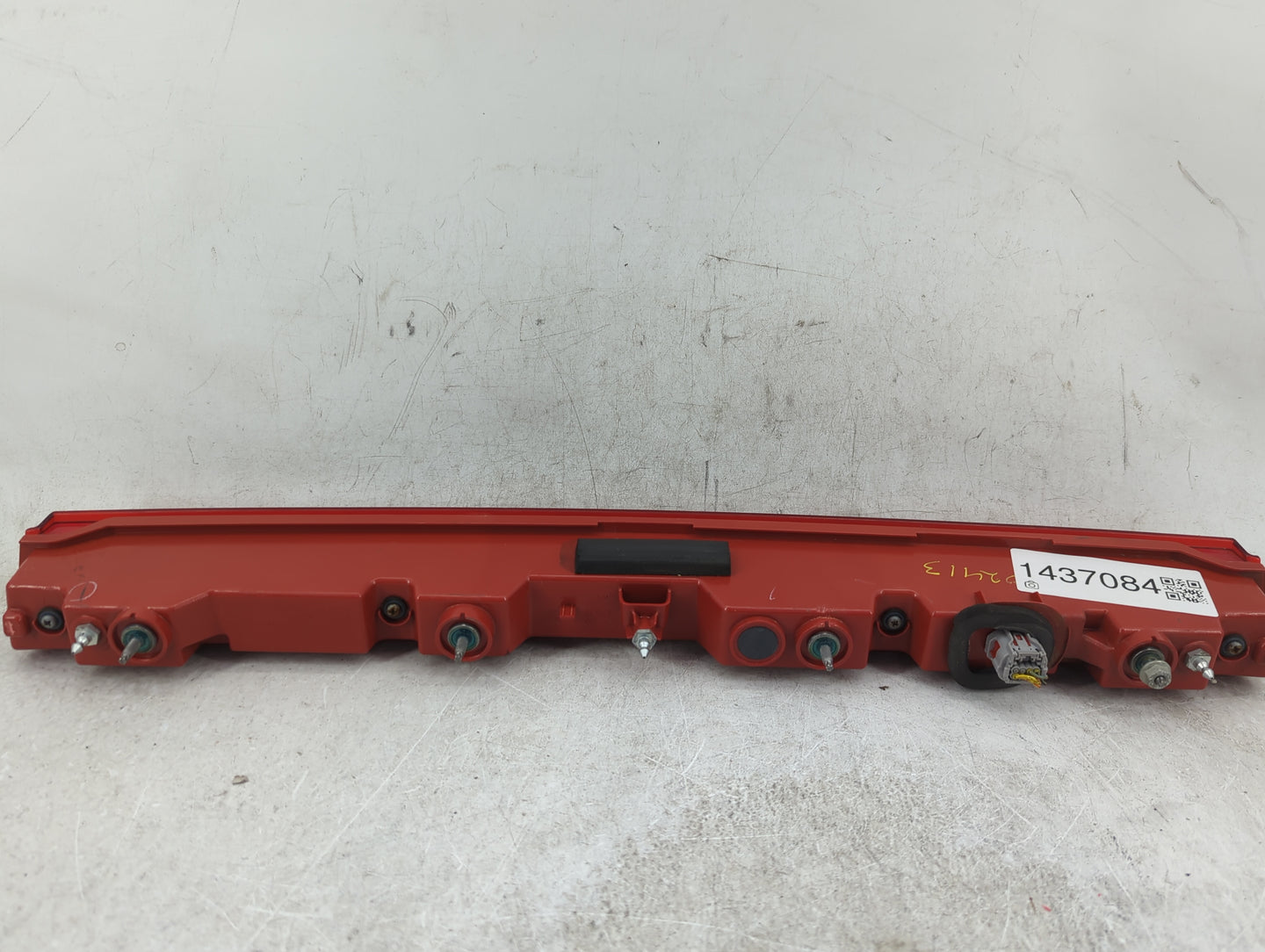 2015-2019 Lincoln Mkc Rear Center Lid Brake Light Tail Light - Oemusedautoparts1.com