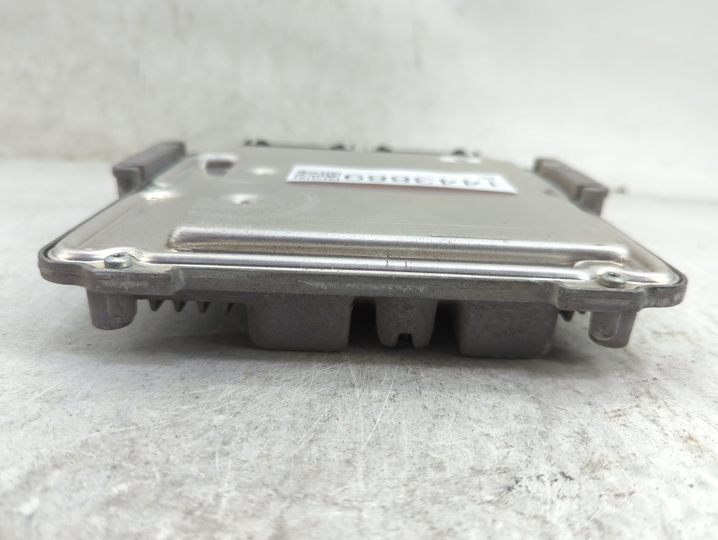 2017 Lincoln Mkc PCM Engine Control Computer ECU ECM PCU OEM P/N:HJ7A-12A650-DA HJ7A-12B684-JA Fits Fits 2015 2016 2018 2019