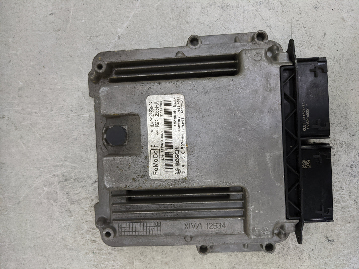 2017 Lincoln Mkc PCM Engine Control Computer ECU ECM PCU OEM P/N:HJ7A-12A650-DA HS7A-12B684-JA Fits Fits 2015 2016 2018 2019