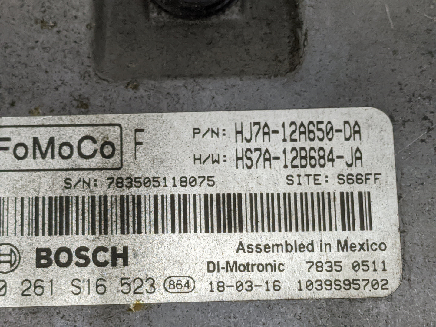2017 Lincoln Mkc PCM Engine Control Computer ECU ECM PCU OEM P/N:HJ7A-12A650-DA HS7A-12B684-JA Fits Fits 2015 2016 2018 2019
