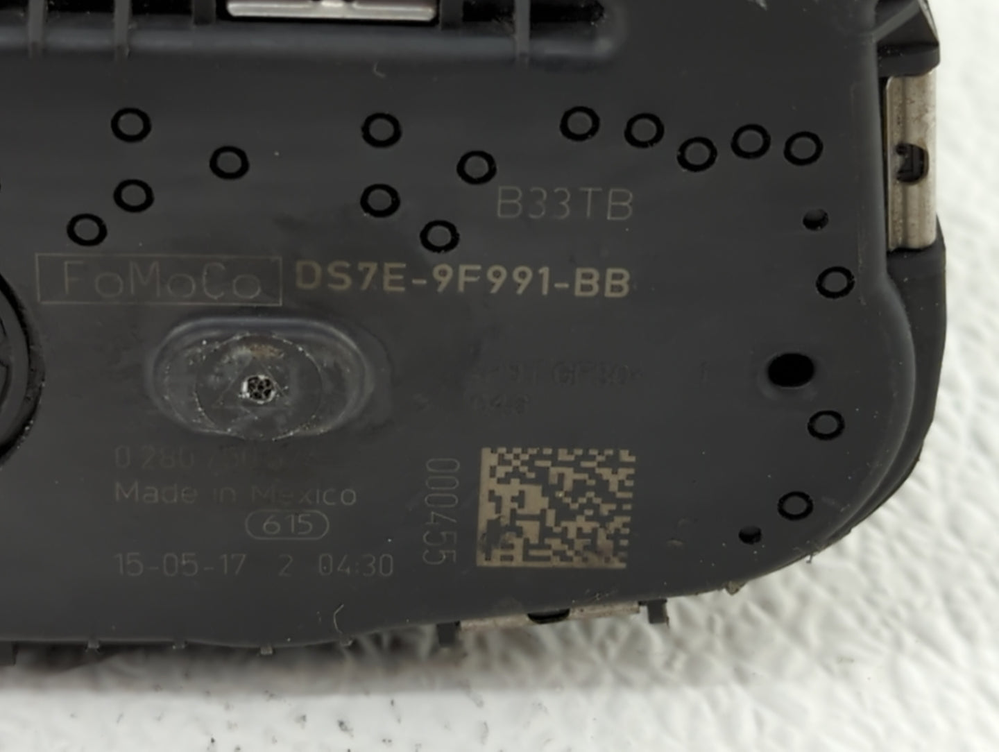 2015-2019 Lincoln Mkc Throttle Body P/N:DS7E-9F991-BB Fits Fits 2014 2015 2016 2017 2018 2019 OEM Used Auto Parts - Oemuseda