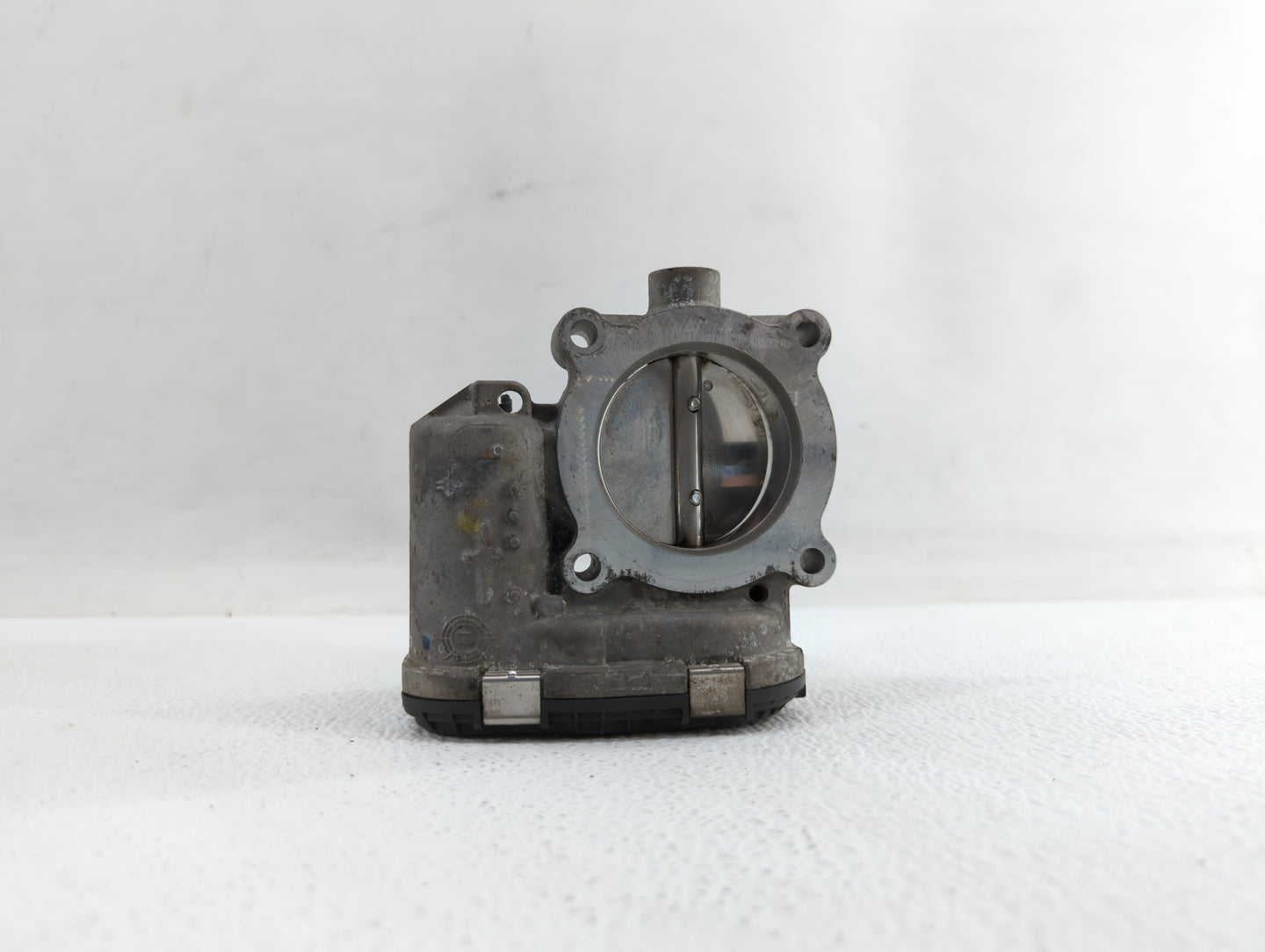 2015-2019 Lincoln Mkc Throttle Body P/N:DS7E-9F991-BB Fits Fits 2014 2015 2016 2017 2018 2019 OEM Used Auto Parts - Oemuseda
