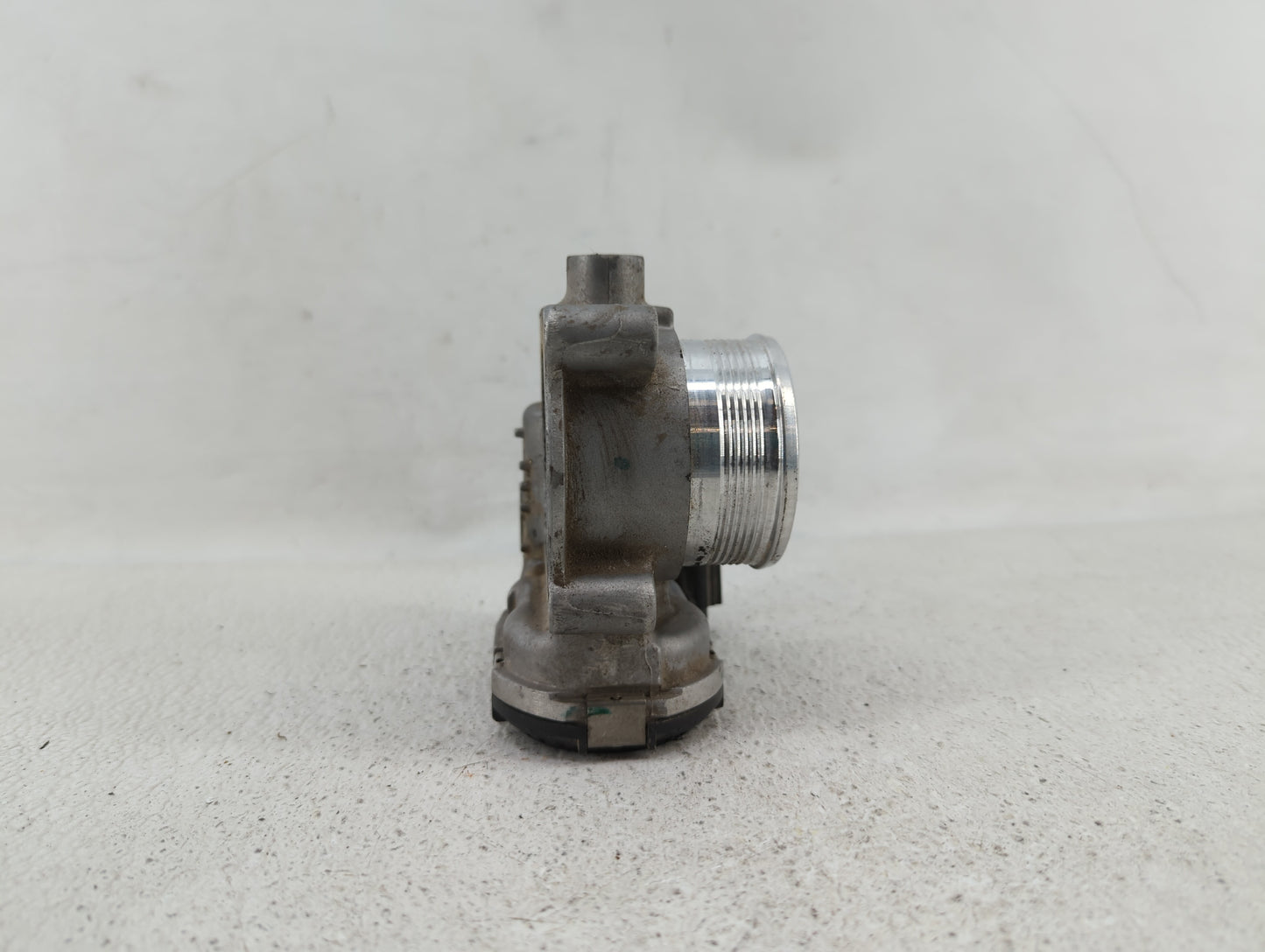 2015-2019 Lincoln Mkc Throttle Body P/N:DS7E-9F991-BB Fits Fits 2014 2015 2016 2017 2018 2019 OEM Used Auto Parts - Oemuseda