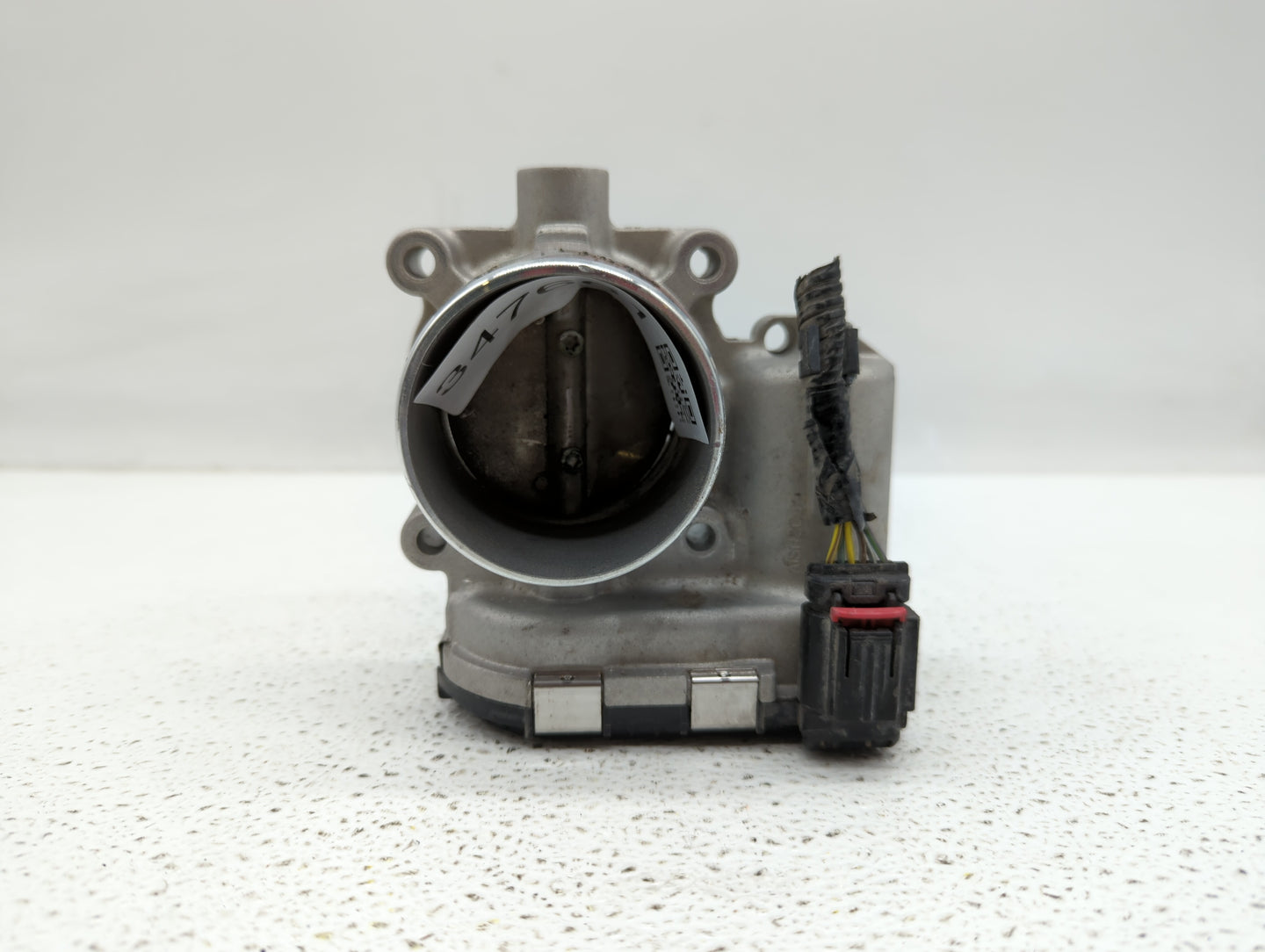 2015-2019 Lincoln Mkc Throttle Body P/N:DS7E-9F991-BB Fits Fits 2014 2015 2016 2017 2018 2019 OEM Used Auto Parts - Oemuseda