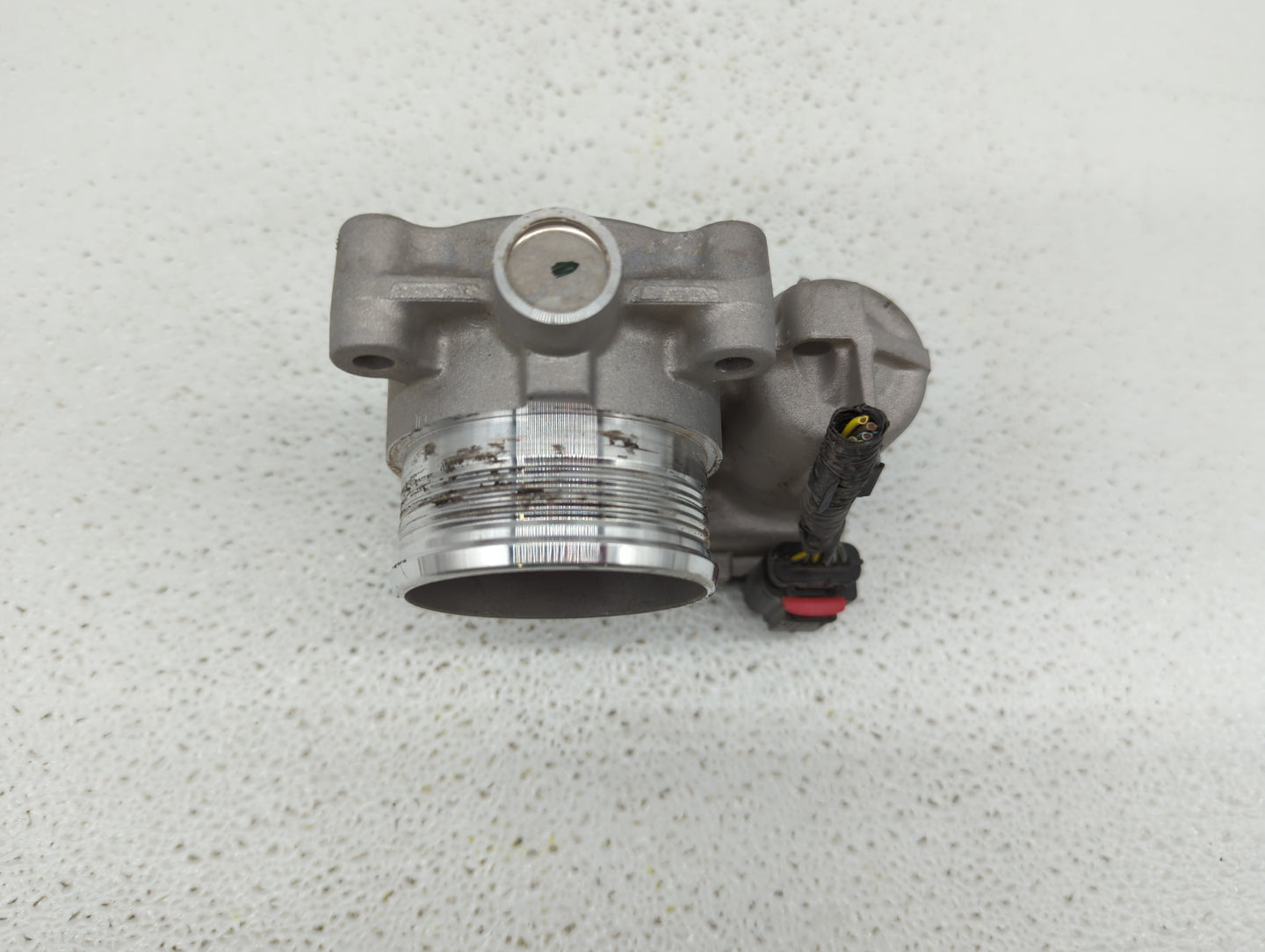 2015-2019 Lincoln Mkc Throttle Body P/N:DS7E-9F991-BB Fits Fits 2014 2015 2016 2017 2018 2019 OEM Used Auto Parts - Oemuseda