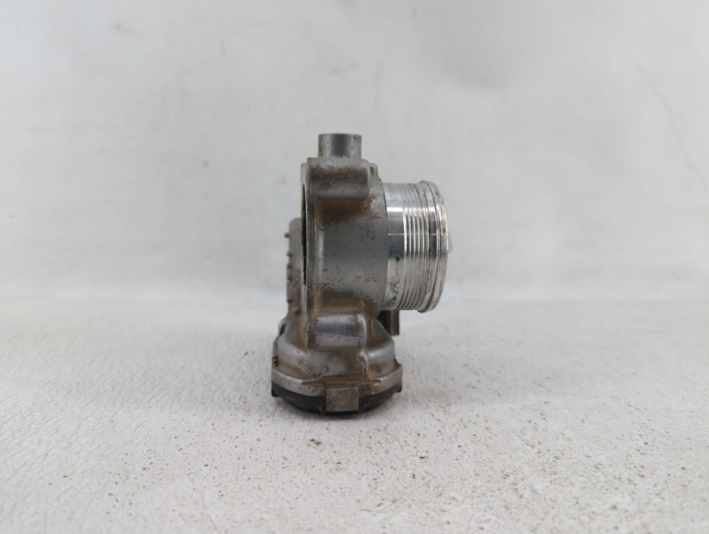 2015-2019 Lincoln Mkc Throttle Body P/N:DS7E-9F991-BB Fits Fits 2014 2015 2016 2017 2018 2019 OEM Used Auto Parts - Oemuseda