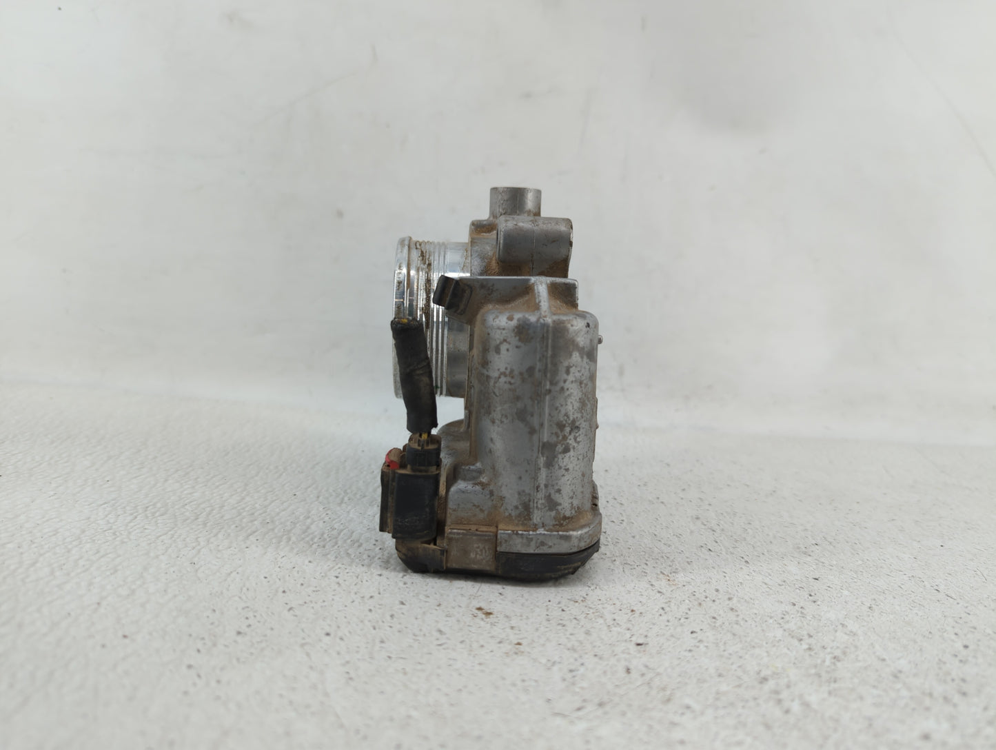 2015-2019 Lincoln Mkc Throttle Body P/N:DS7E-9F991-BB Fits Fits 2014 2015 2016 2017 2018 2019 OEM Used Auto Parts - Oemuseda