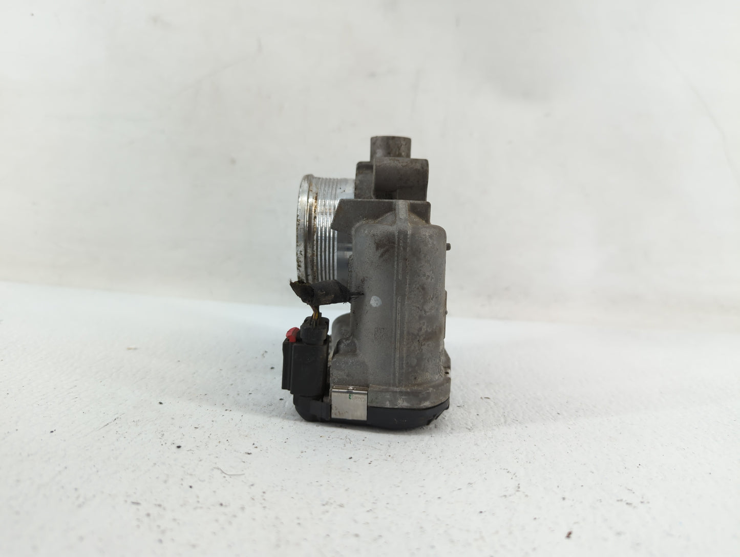 2015-2019 Lincoln Mkc Throttle Body P/N:DS7E-9F991-BB Fits Fits 2014 2015 2016 2017 2018 2019 OEM Used Auto Parts - Oemuseda