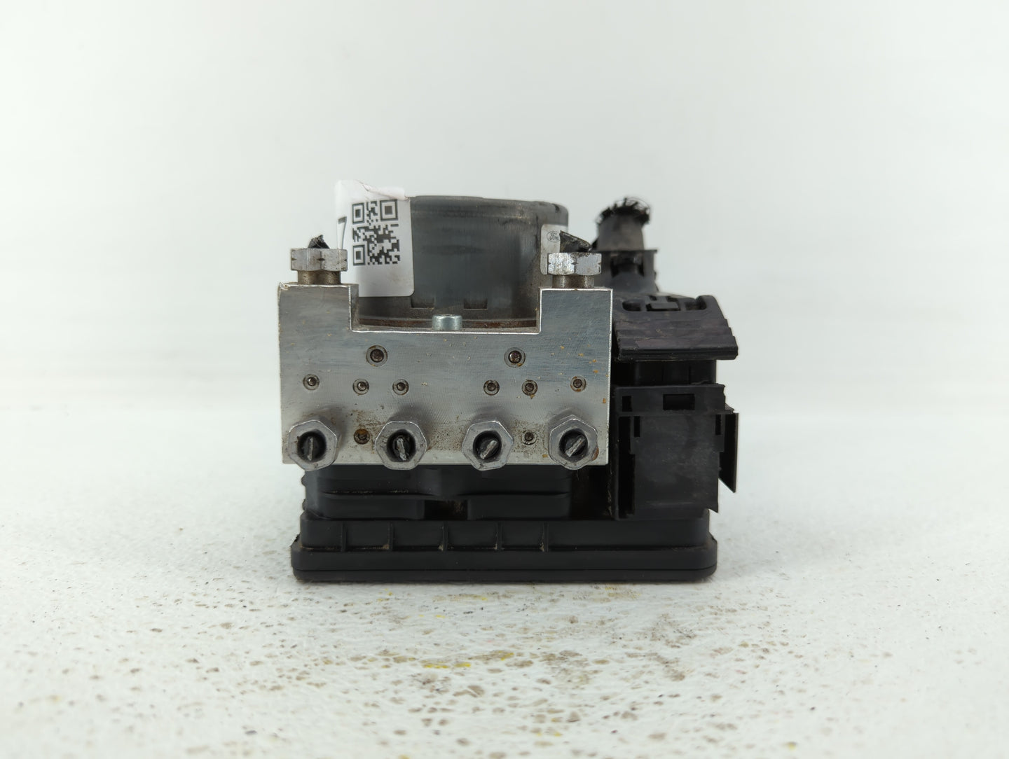 2017 Lincoln Mkc ABS Pump Control Module Replacement P/N:GJ7C-2C405-AD Fits OEM Used Auto Parts - Oemusedautoparts1.com