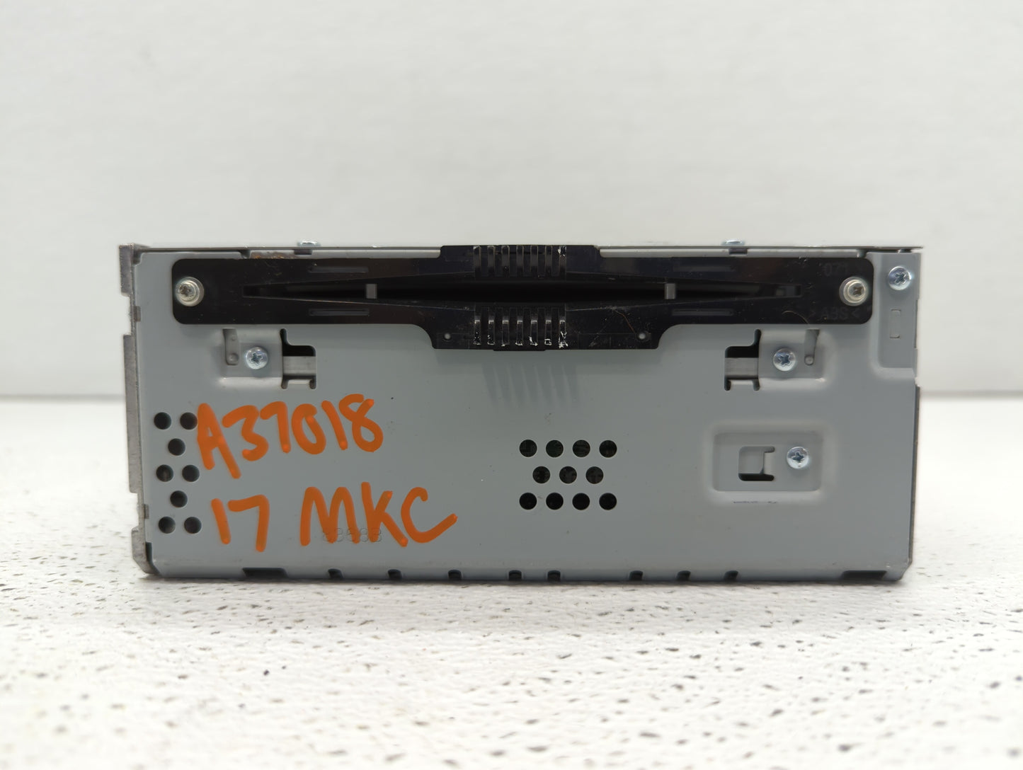2017-2019 Lincoln Mkc Radio AM FM Cd Player Receiver Replacement P/N:GJ7T-19C107-DC GJ7T-19C107-DD Fits Fits 2017 2018 2019 