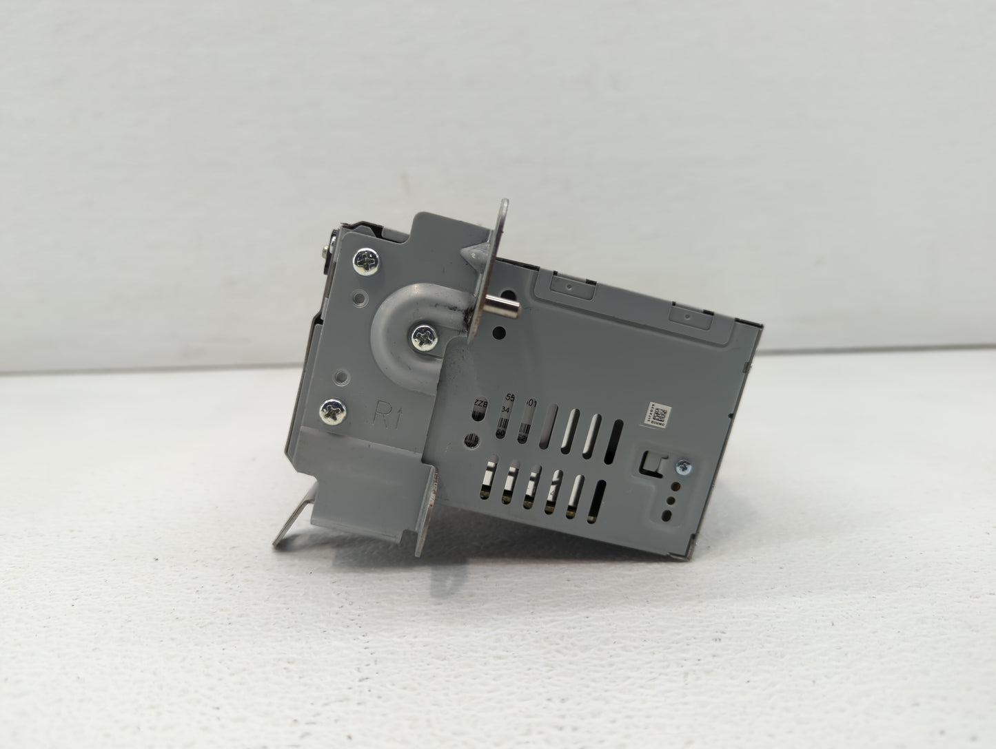 2017-2019 Lincoln Mkc Am Fm Cd Player Radio Receiver - Oemusedautoparts1.com