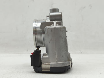 2015-2019 Lincoln Mkc Throttle Body P/N:DS7E-9F991-BD DS7E-9F991-BB Fits Fits 2014 2015 2016 2017 2018 2019 2020 2021 2022 OEM Used Auto Parts