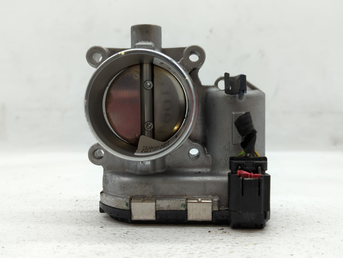 2015-2019 Lincoln Mkc Throttle Body P/N:DS7E-9F991-BB Fits Fits 2014 2015 2016 2017 2018 2019 2020 2021 2022 OEM Used Auto P
