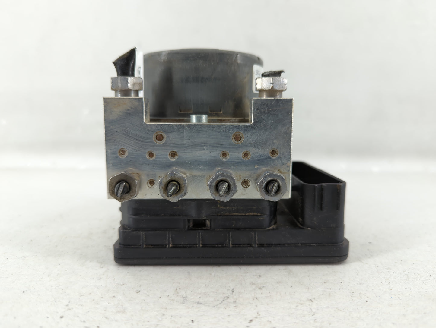 2017-2018 Lincoln Mkc ABS Pump Control Module Replacement P/N:GJ7C-2C405-AE Fits Fits 2017 2018 OEM Used Auto Parts - Oemuse