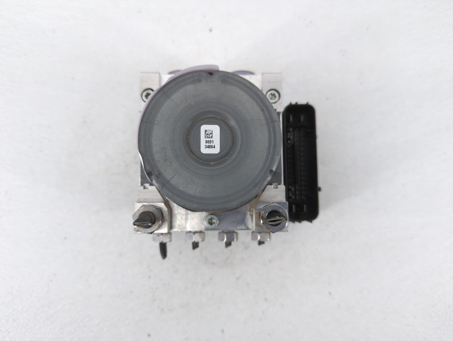 2017-2018 Lincoln Mkc ABS Pump Control Module Replacement P/N:GJ7C-2C405-AE Fits Fits 2017 2018 OEM Used Auto Parts - Oemuse