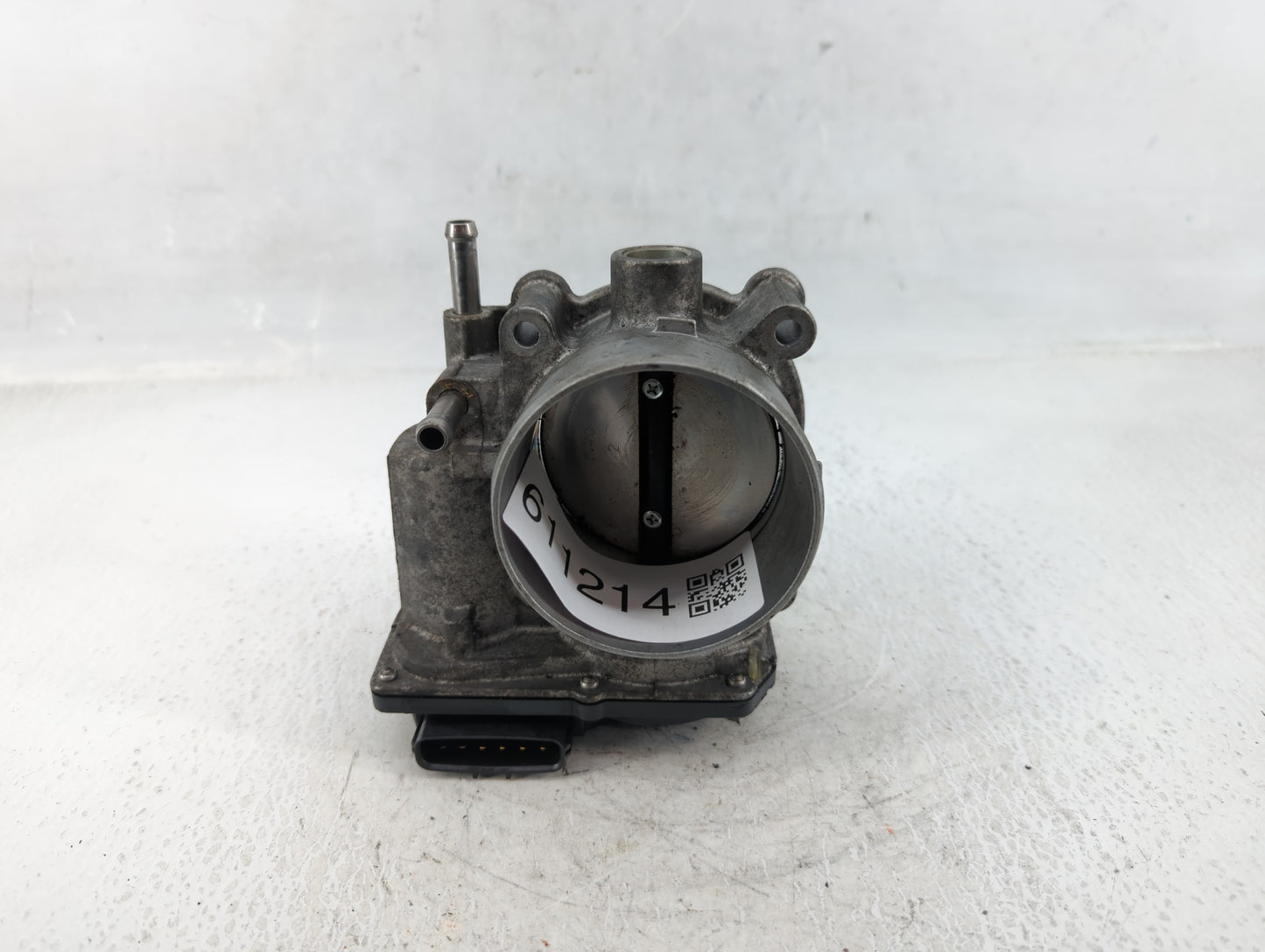 2015-2019 Lincoln Mkc Throttle Body P/N:22030-31060 Fits Fits 2014 2015 2016 2017 2018 2019 2020 2021 2022 OEM Used Auto Par