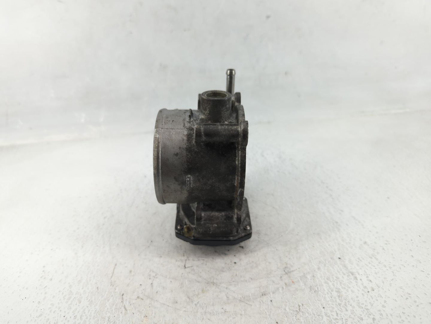 2015-2019 Lincoln Mkc Throttle Body P/N:22030-31060 Fits Fits 2014 2015 2016 2017 2018 2019 2020 2021 2022 OEM Used Auto Par