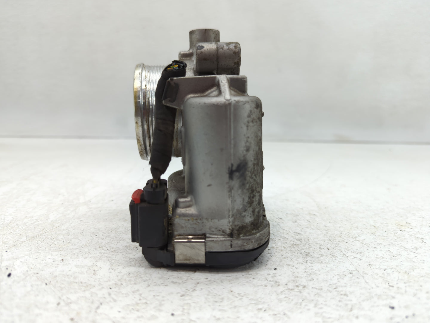 2015-2019 Lincoln Mkc Throttle Body P/N:DS7E -9F991-BB Fits Fits 2014 2015 2016 2017 2018 2019 2020 2021 2022 OEM Used Auto 