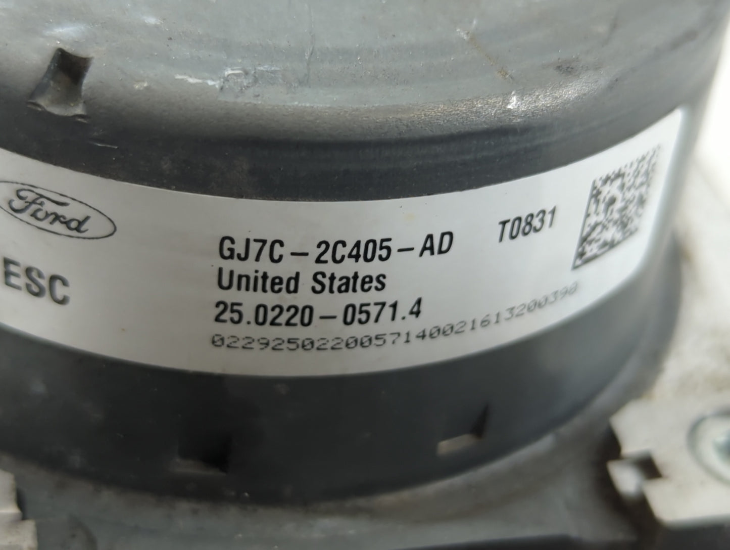 2017 Lincoln Mkc ABS Pump Control Module Replacement P/N:GJ7C-2C405-AD Fits OEM Used Auto Parts - Oemusedautoparts1.com