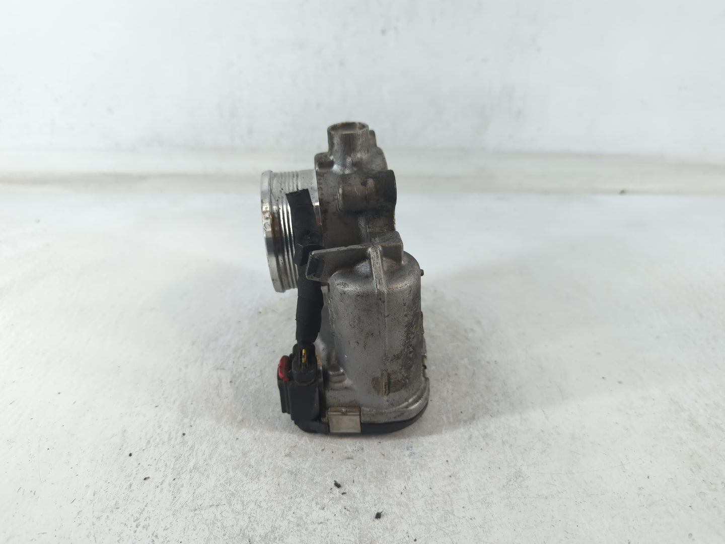 2015-2019 Lincoln Mkc Throttle Body P/N:DS7E-9F991-BB Fits Fits 2014 2015 2016 2017 2018 2019 2020 2021 2022 OEM Used Auto P