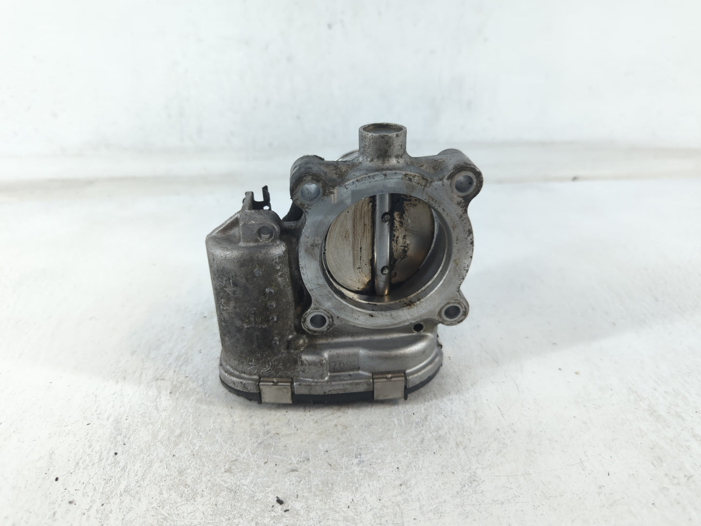 2015-2019 Lincoln Mkc Throttle Body P/N:DS7E-9F991-BB Fits Fits 2014 2015 2016 2017 2018 2019 2020 2021 2022 OEM Used Auto P