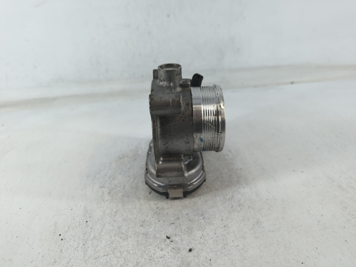 2015-2019 Lincoln Mkc Throttle Body P/N:DS7E-9F991-BB Fits Fits 2014 2015 2016 2017 2018 2019 2020 2021 2022 OEM Used Auto P