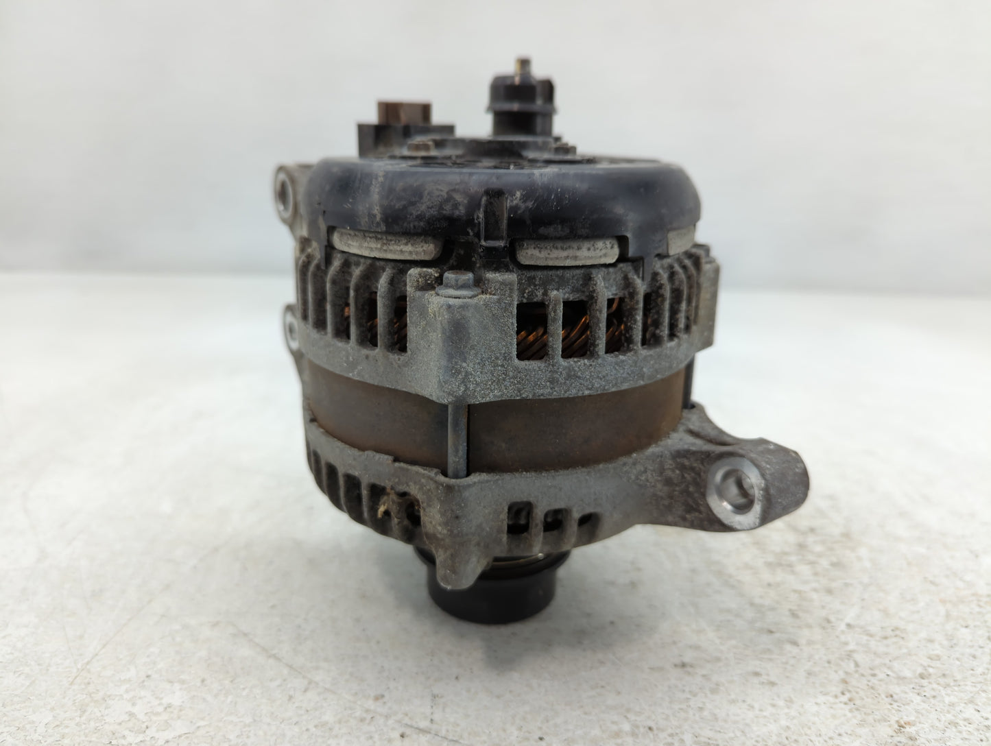2015-2019 Lincoln Mkc Alternator Replacement Generator Charging Assembly Engine OEM P/N:G2GT-10300-AA Fits OEM Used Auto Par