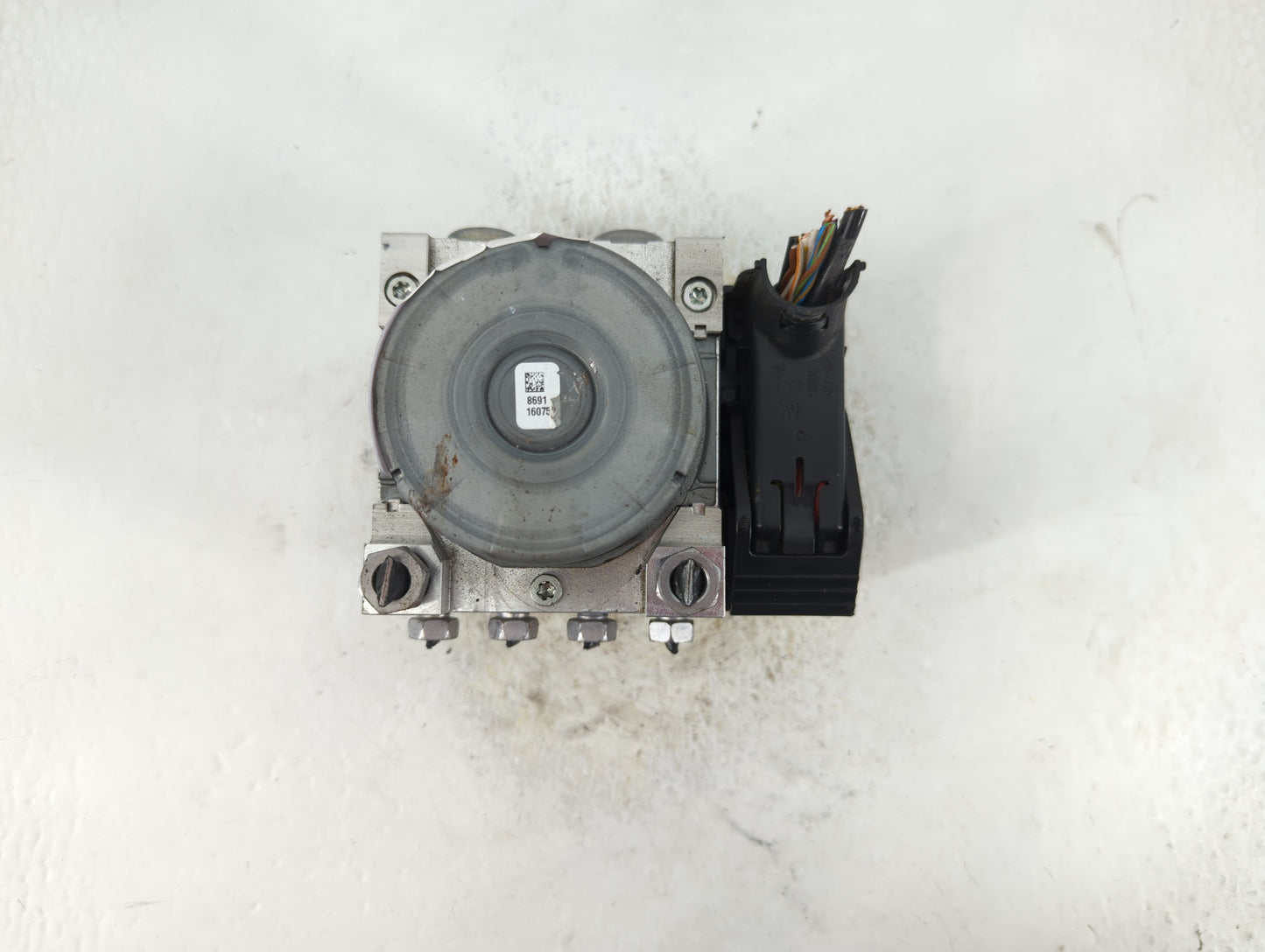 2017-2018 Lincoln Mkc ABS Pump Control Module Replacement P/N:GJ7C-2C405-AE Fits Fits 2017 2018 OEM Used Auto Parts - Oemuse