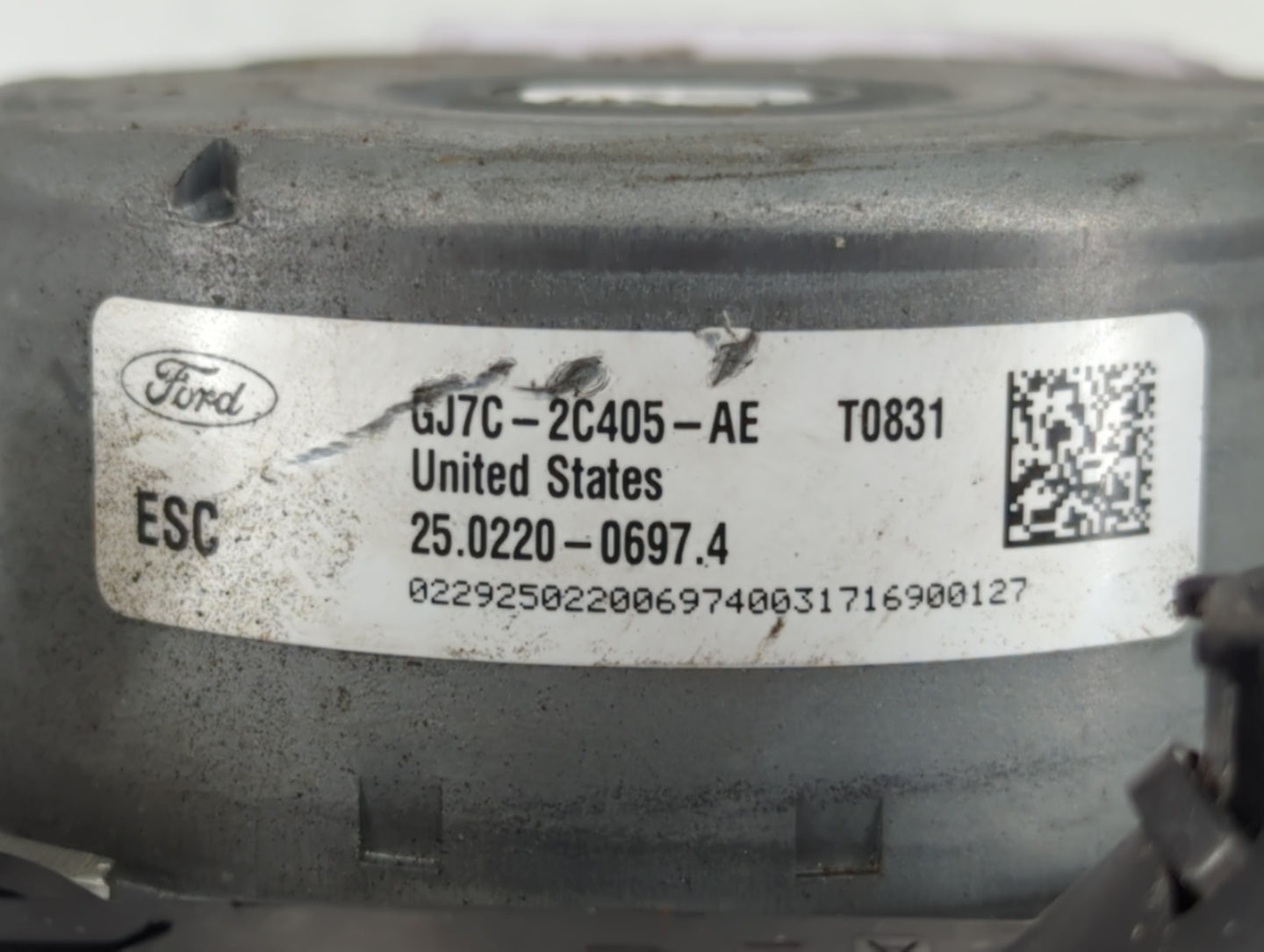 2017-2018 Lincoln Mkc ABS Pump Control Module Replacement P/N:GJ7C-2C405-AE Fits Fits 2017 2018 OEM Used Auto Parts - Oemuse